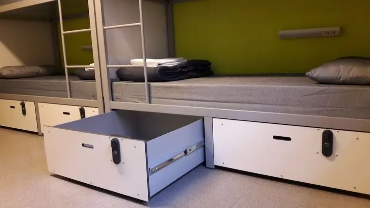 Ortak Ranzalı Oda, Karma Ranzalı Oda (One Bed in 8 Bedded)