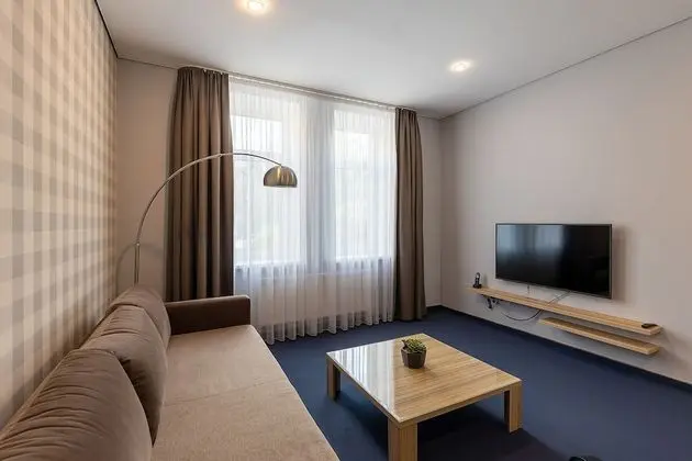 Luxury Oda, Teras