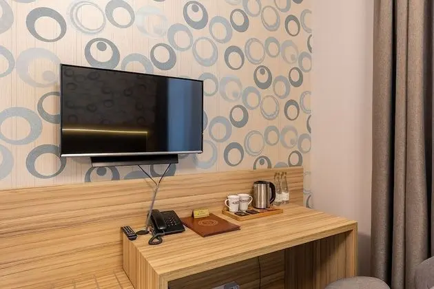 Standard Tek Büyük veya İki Ayrı Yataklı Oda, Sigara İçilmez