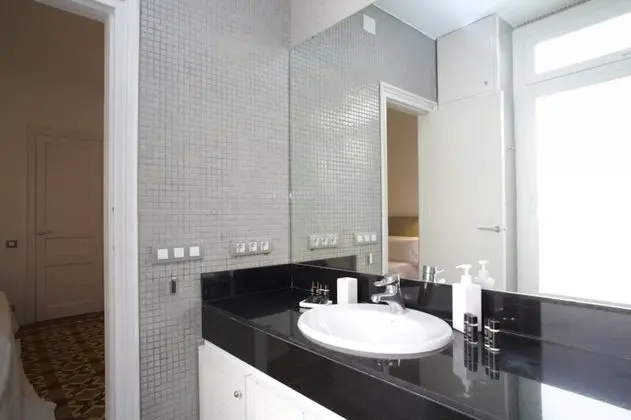 Basic Apart Daire, 2 Yatak Odası, Balkon
