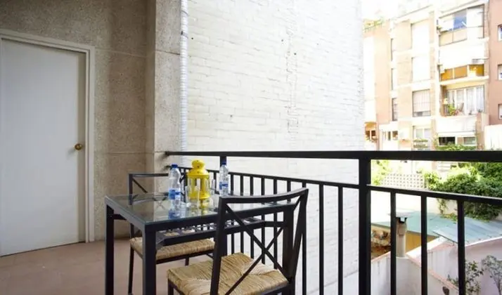 Apart Daire, 2 Yatak Odası (II)