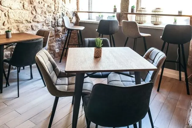 Üç Kişilik Oda (Barbeiro)