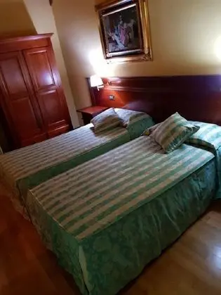 Tek Büyük veya İki Ayrı Yataklı Oda