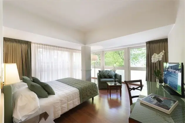 Standard Tek Büyük veya İki Ayrı Yataklı Oda, Göl Manzaralı