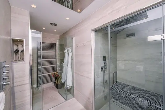 Luxury Apart Daire, Banyolu/Duşlu, Şehir Manzaralı