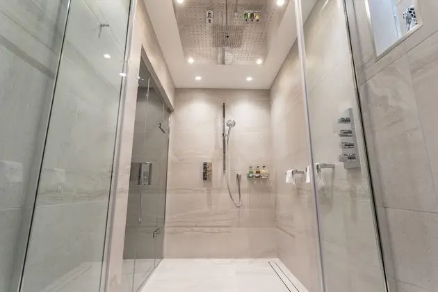 Luxury Apart Daire, Banyolu/Duşlu, Şehir Manzaralı
