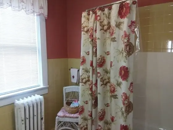 Oda, Ortak Banyo (Myers Room)