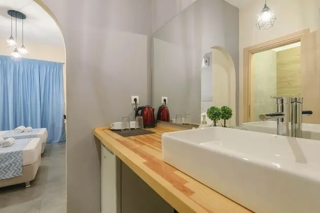 Üç Kişilik Oda, Şehir Manzaralı