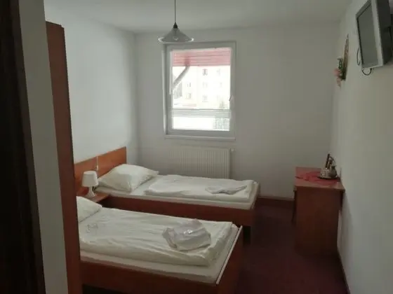 Tek Büyük veya İki Ayrı Yataklı Oda