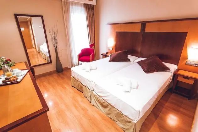 İki Ayrı Yataklı Oda