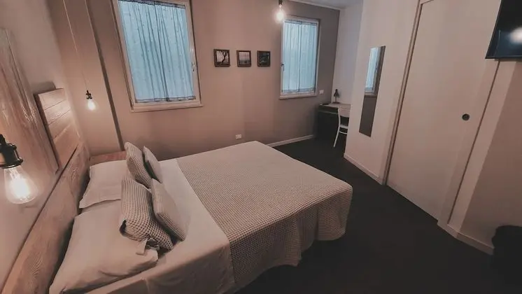 Economy Tek Büyük Yataklı Oda