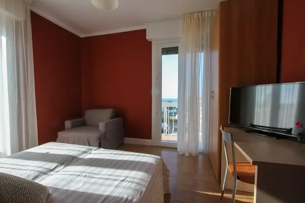 Superior Tek Büyük Yataklı Oda, Göl Manzaralı