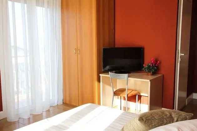 Superior Tek Büyük Yataklı Oda, Göl Manzaralı