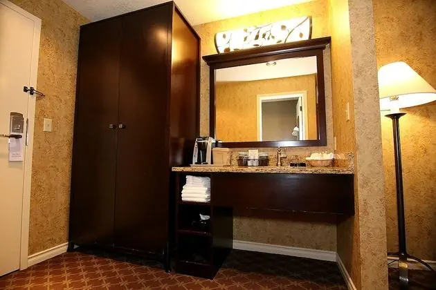 Deluxe Oda, 2 Büyük (Queen) Boy Yatak, Sigara İçilmez (Pet Friendly)