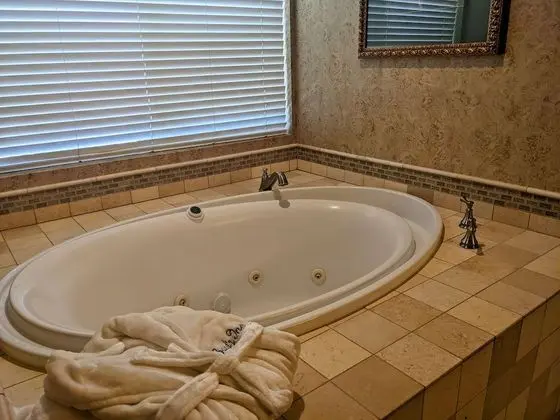 Süit, 1 En Büyük (King) Boy Yatak, Sigara İçilmez, Balkon