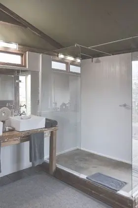 Luxury Tek Büyük Yataklı Oda