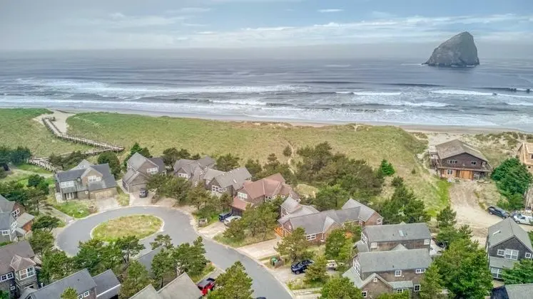 Ev, Birden Çok Yatak (Barefoot Beach House)