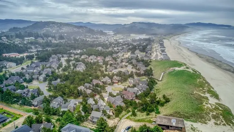 Ev, Birden Çok Yatak (Barefoot Beach House)