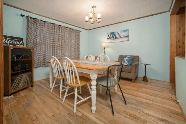 Ev, 2 Çift Kişilik Yatak (Barefoot Bungalow)