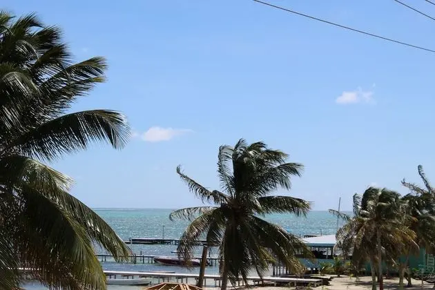 Tek Büyük Yataklı Oda, Deniz Manzaralı