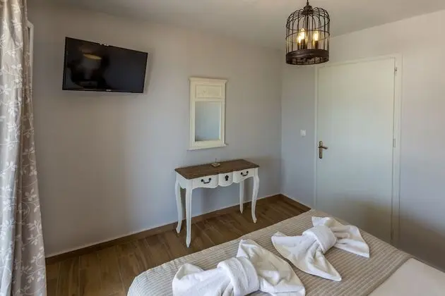 Superior Apart Daire, 1 Yatak Odası, Kısmi Deniz Manzaralı