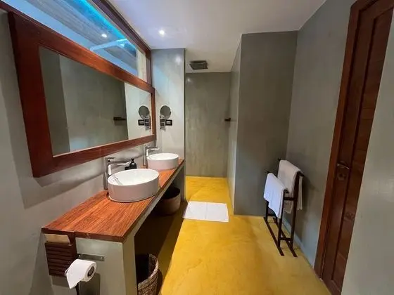 Tek Büyük Yataklı Oda, Plaj Kenarı