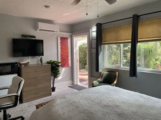 Comfort Oda, 1 En Büyük (King) Boy Yatak, Sigara İçilmez, Avlu