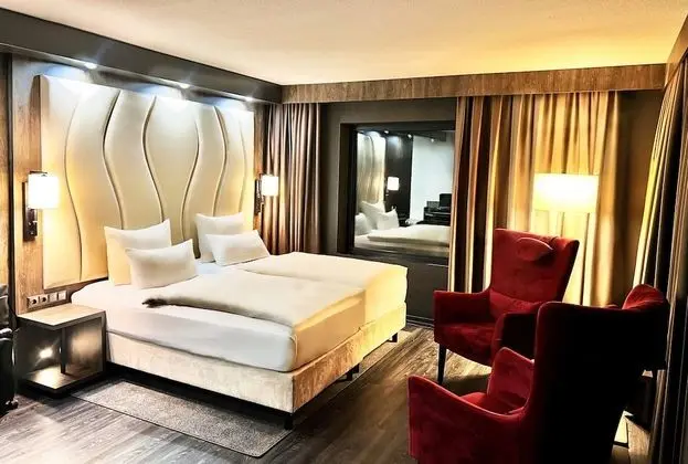 Premium Comfort Room with Forest View