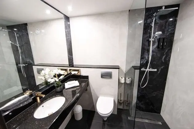 Premium Comfort Room with Forest View