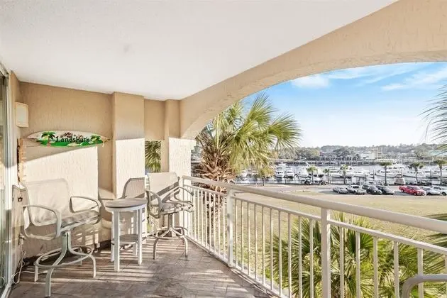 Daire, 2 Yatak Odası, Balkon, Kanal Manzaralı (1-302)