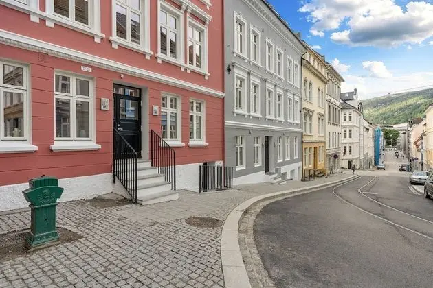 1 bedroom apartment, ground floor