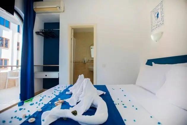 Standart Oda, Kısmı Deniz veya Havuz Manzaralı, Balkonlu veya Fransız Balkonlu