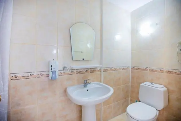Standart Oda, Kısmı Deniz veya Havuz Manzaralı, Balkonlu veya Fransız Balkonlu