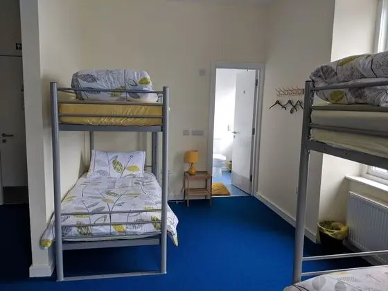 Basic Ortak Ranzalı Oda, Birden Çok Yatak