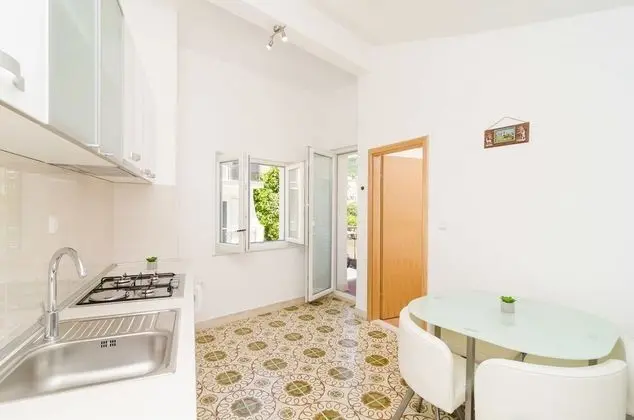 Apart Daire (Bari - 10 km from airport - A2(2+1))