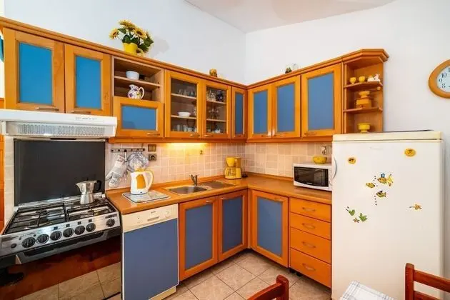 Apart Daire (Bari - 140 m from beach - A3(2+2))