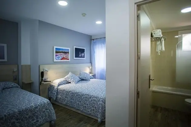 Basic Üç Kişilik Oda
