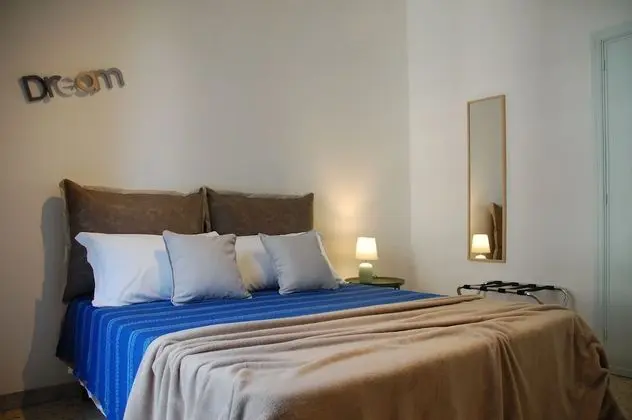 Basic Tek Büyük Yataklı Oda, Ortak Banyo (esterno 1)