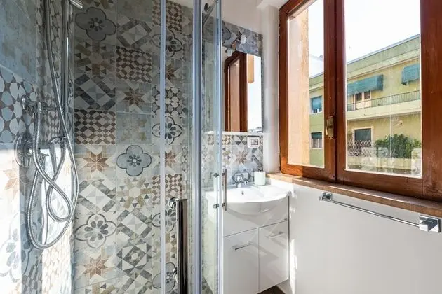 Deluxe Dört Kişilik Oda, Özel Banyo (3)