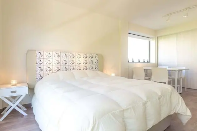 Stüdyo, Göl Manzaralı