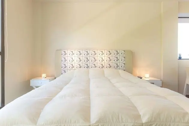 Stüdyo, Göl Manzaralı