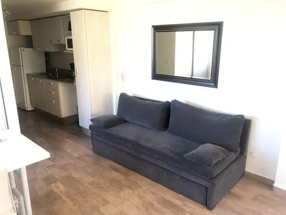 Stüdyo, Göl Manzaralı