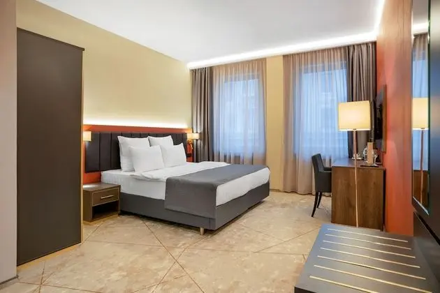 Deluxe Tek Büyük veya İki Ayrı Yataklı Oda