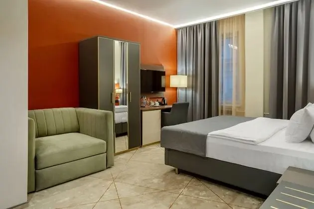 Deluxe Üç Kişilik Oda