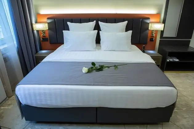 Deluxe Üç Kişilik Oda
