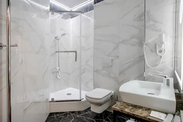 Standard Tek Büyük veya İki Ayrı Yataklı Oda