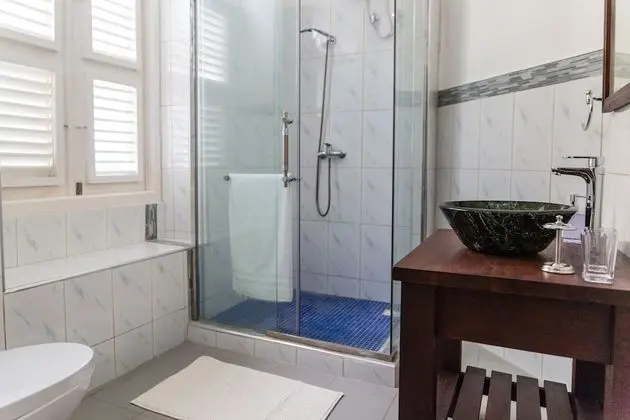 Design Tek Büyük Yataklı Oda