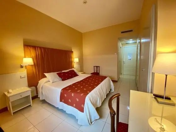 Comfort Tek Büyük veya İki Ayrı Yataklı Oda