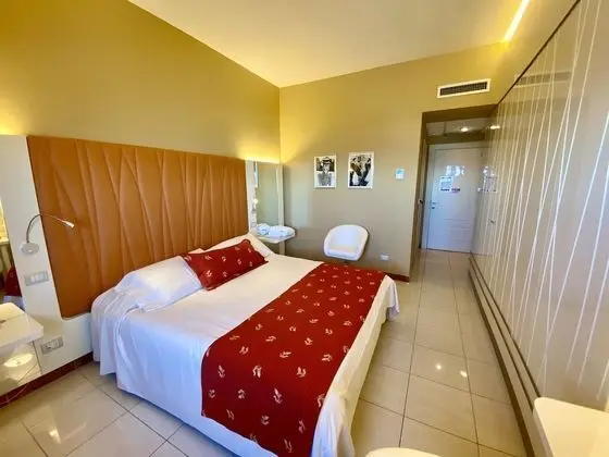 Deluxe Tek Büyük Yataklı Oda, Deniz Manzaralı