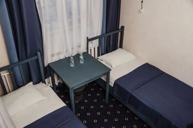 Basic İki Ayrı Yataklı Oda, Ortak Banyo